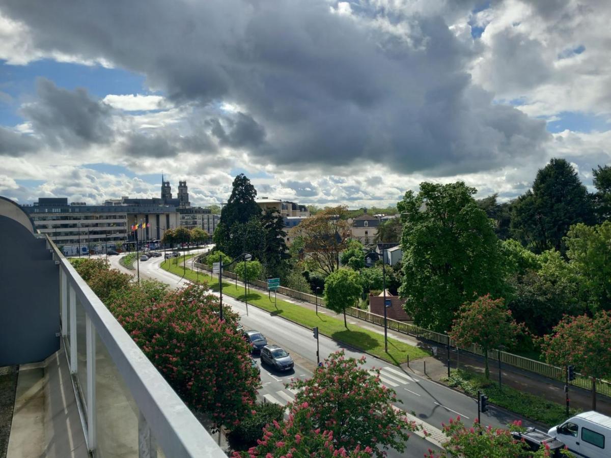 Sur Les Toits D'orleans Orléans